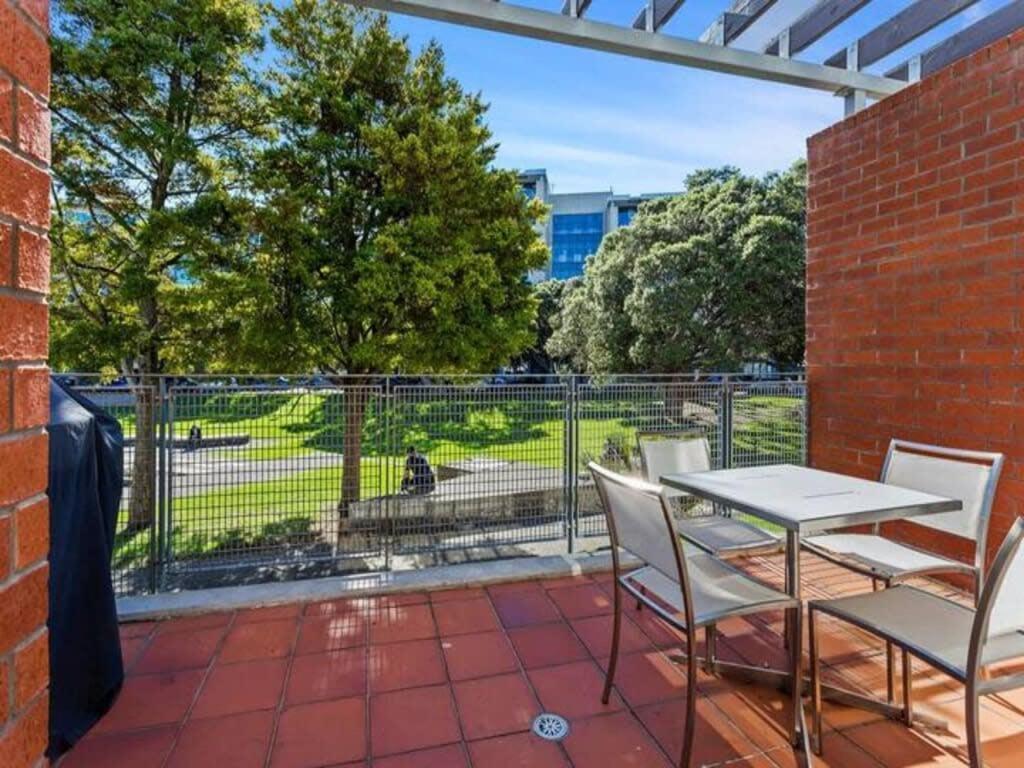 Sleek Modern Pad Next To Spark Arena Free Parking Auckland Exterior foto
